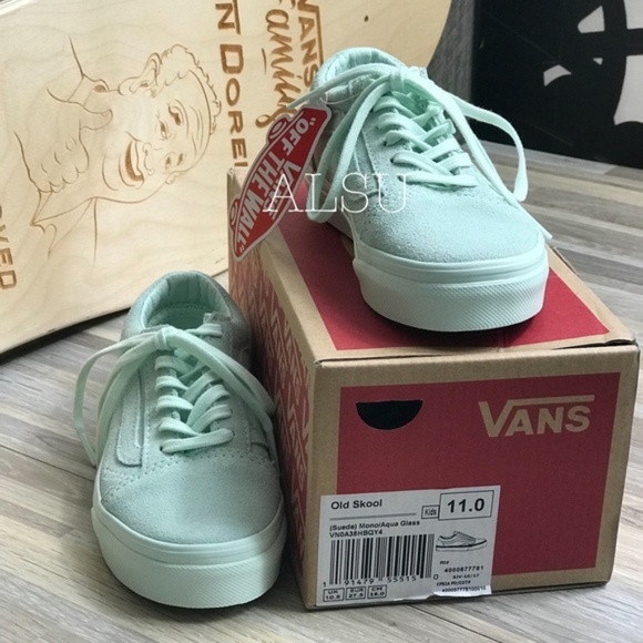 NWT VANS Old Skool Suede Mono Aqua Glass Kid’s - Picture 2 of 8